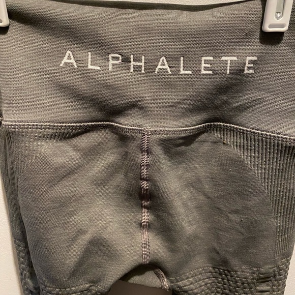 Alphalete leggings - Picture 2 of 6